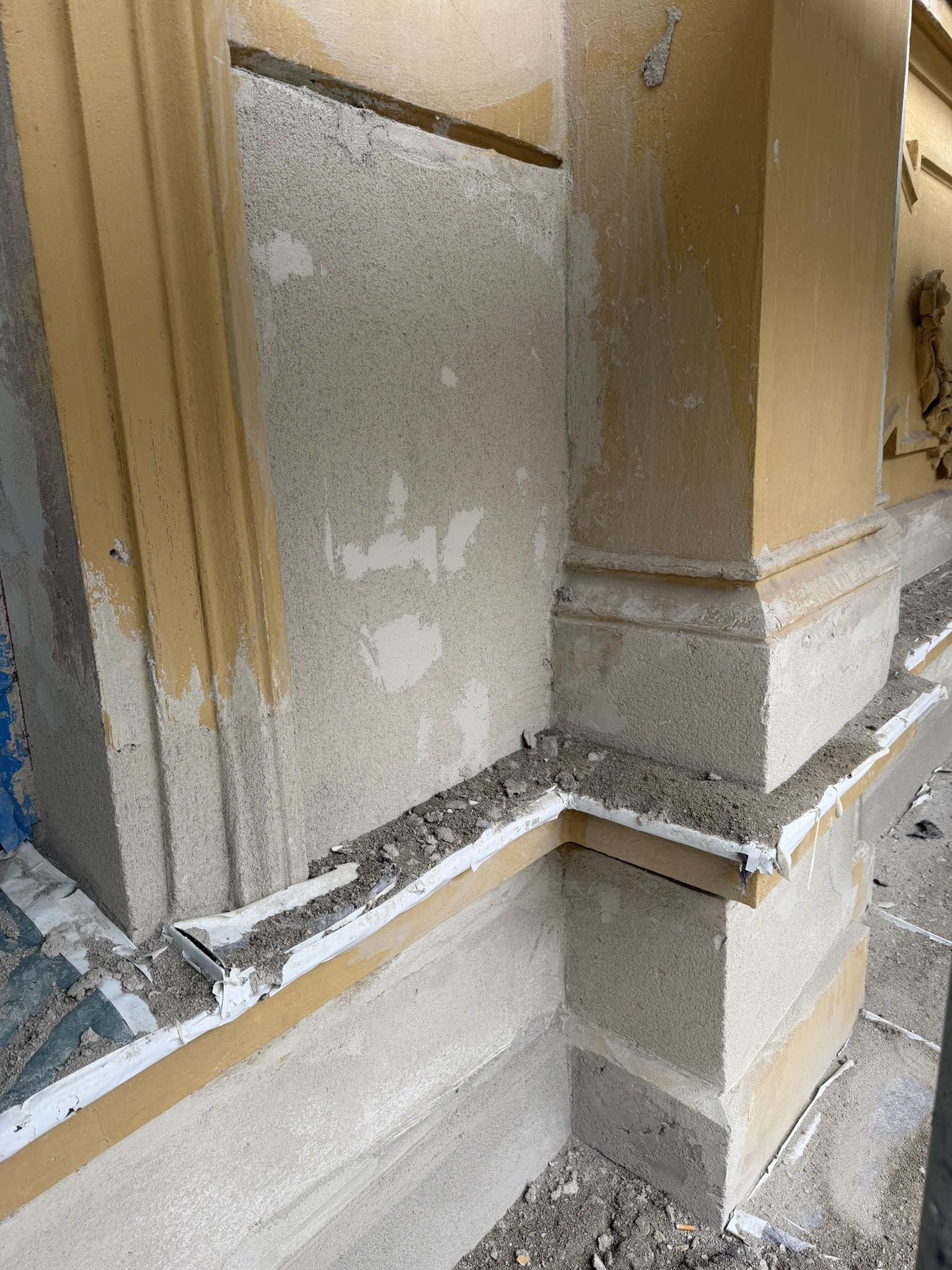 Fassadenecke in Profilierung